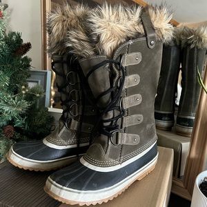 SOREL Joan of Arctic Boot
